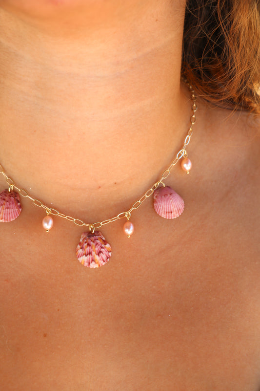 Palm Beach Gold Shell & Pink Pearls Charm Necklace