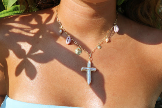 The Kamiya Charm Pearl Cross Necklace