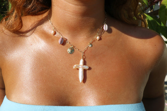 The Kamiya Charm Pearl Cross Necklace