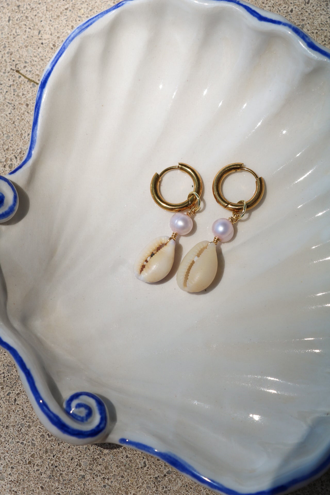 Kaimana Pink Pearl Gold Cowrie Hoops
