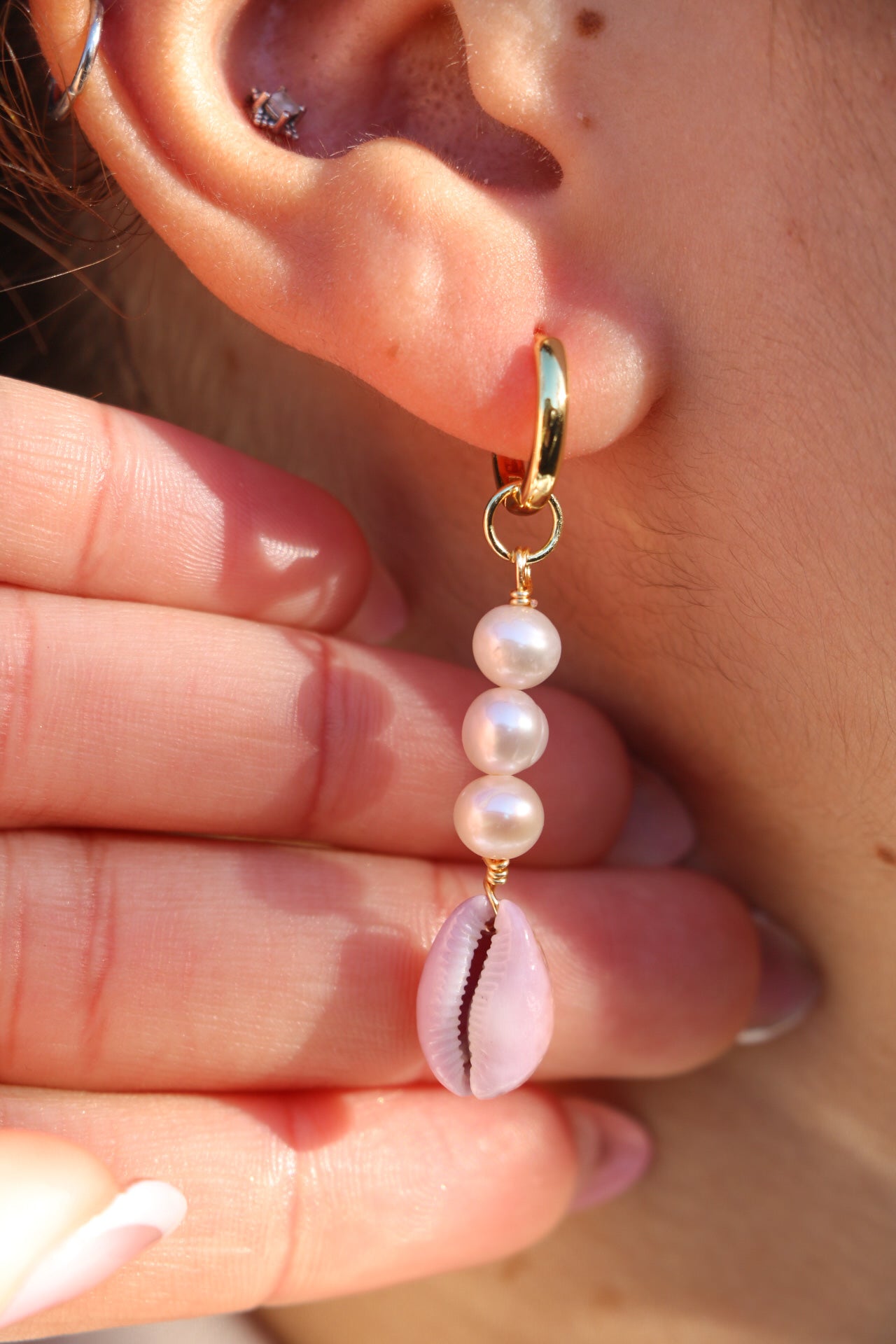 Lavender Cowrie Pearl Droplet Gold Hoops