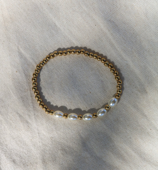 Pearl Gold Beaded Bracelet