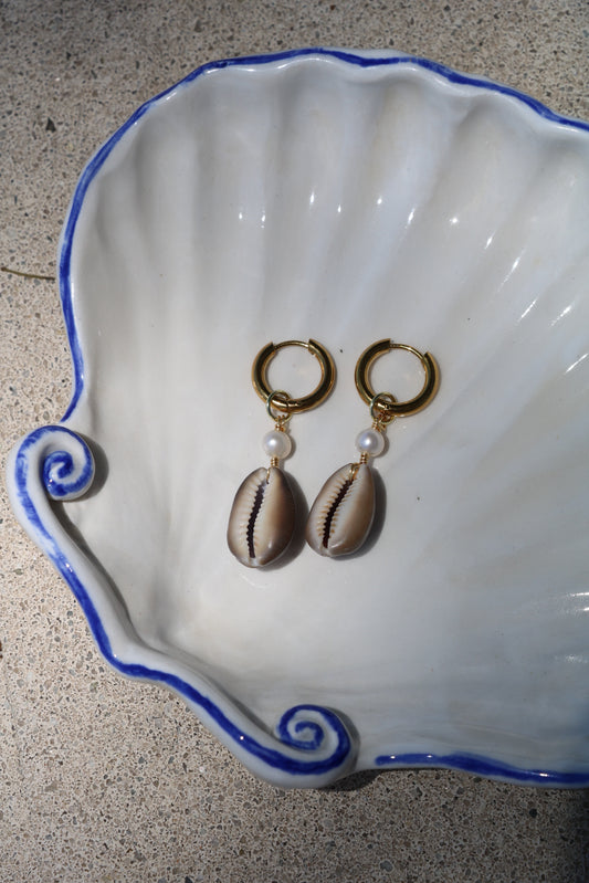 Brown Kaimana Gold Hoops