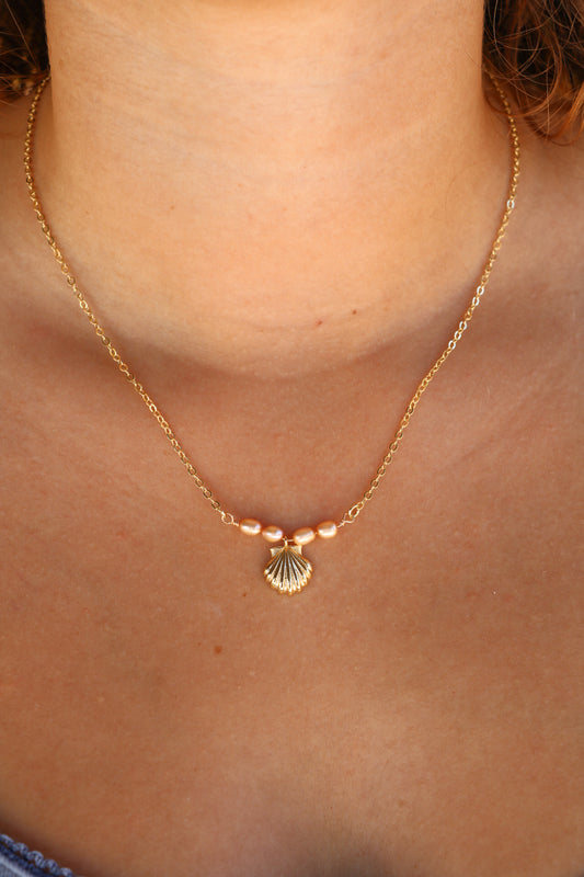 Gold Honey Pearl Shell Necklace