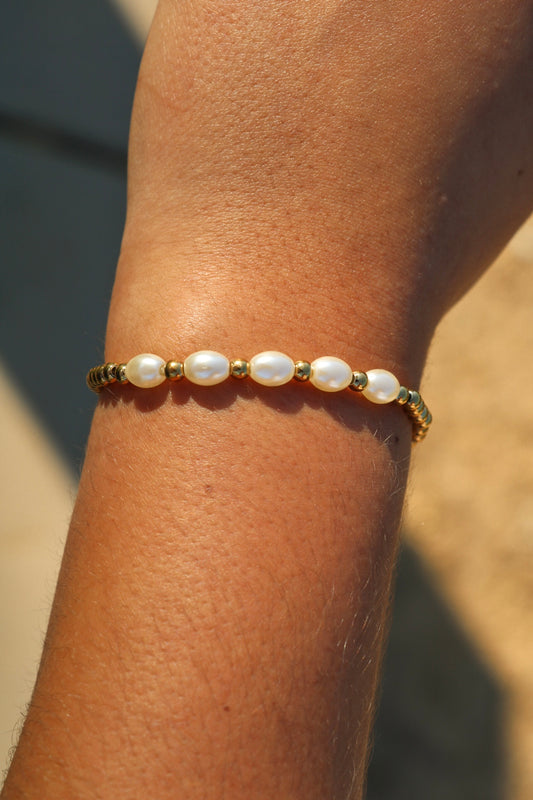 Pearl Gold Beaded Bracelet