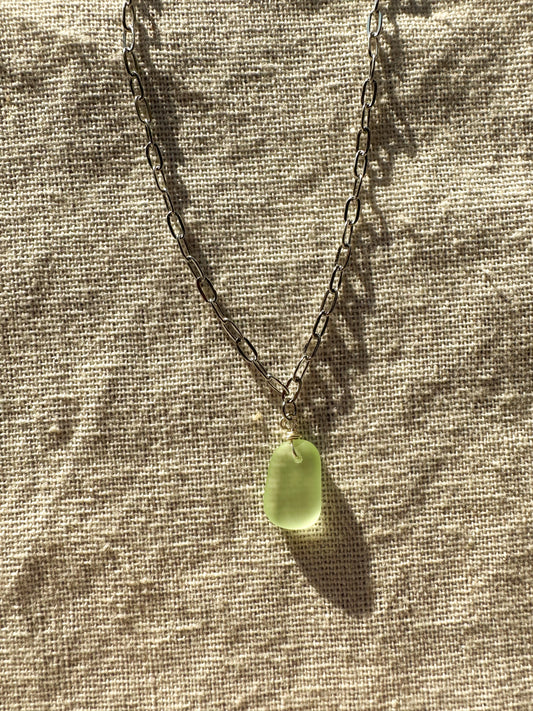 The Lihue Silver Green Sea Glass Chain