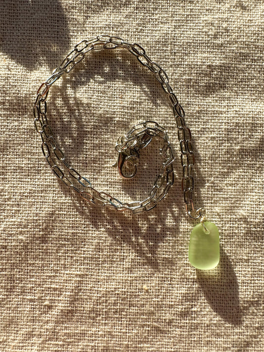 The Lihue Silver Green Sea Glass Chain