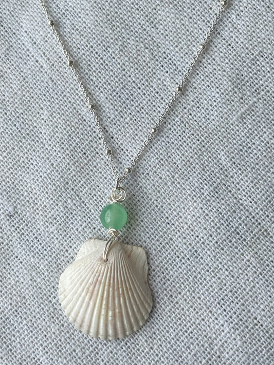 Ariel White Calico Shell necklace